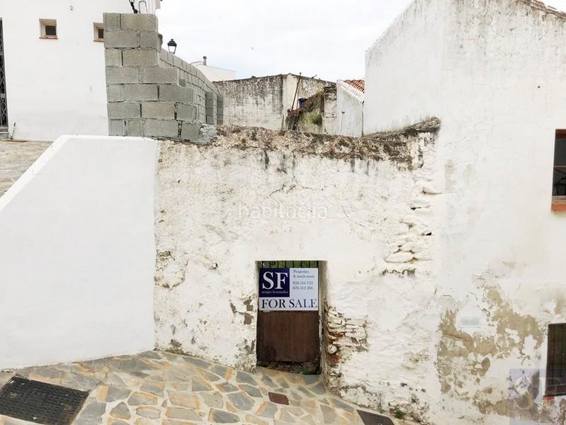 Foto 0b7a2148-b6bf-4355-947e-75d788538039. Casa adossada a Salares