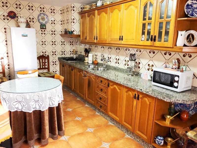 Foto 5a02678e-1f52-4317-b458-80bb68583d99. Casa adossada a Cómpeta