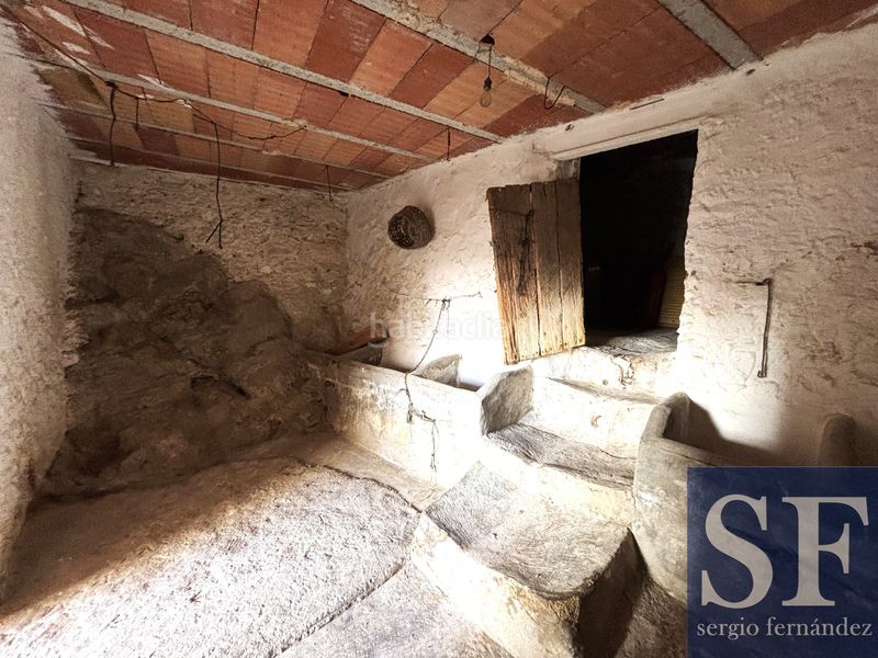 Foto ac72d4a6-febf-4c8b-9d82-ea3c7702a722. Casa adossada a Cómpeta