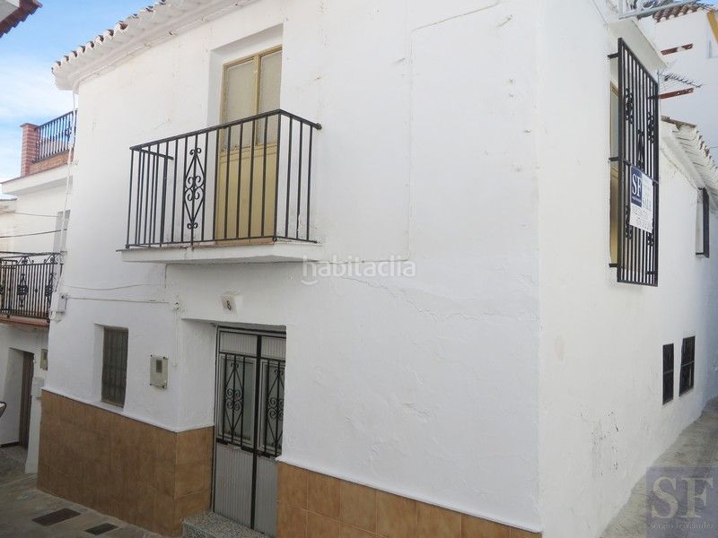 Foto 82860aa1-f602-463e-af4a-e472d0e67f09. Casa adossada a Sedella
