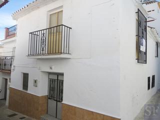 Semi detached house in Sedella