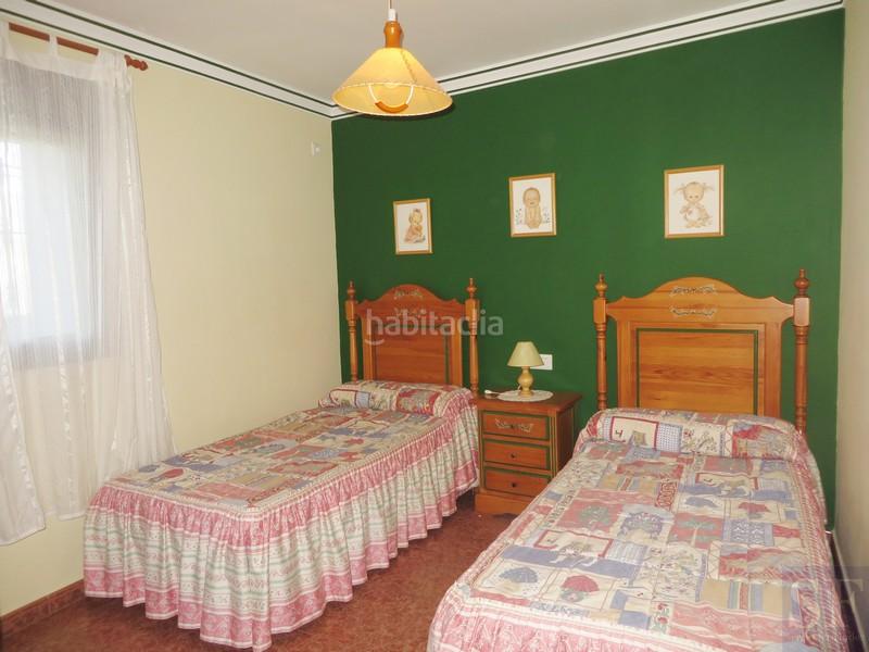 Foto c64e8c5a-b99d-4018-9403-b4f3c0db563d. Casa adossada a Sayalonga