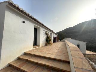 Casa a Sayalonga