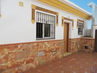 Casa adossada a Cómpeta