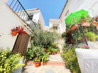 Semi detached house in Sedella