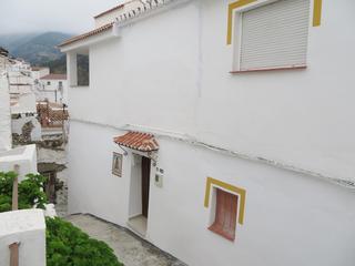 Casa adossada a Salares