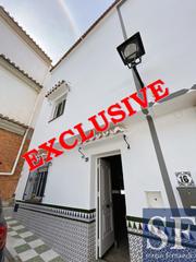 Casa adossada a Cómpeta