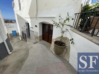 Casa adossada a Cómpeta