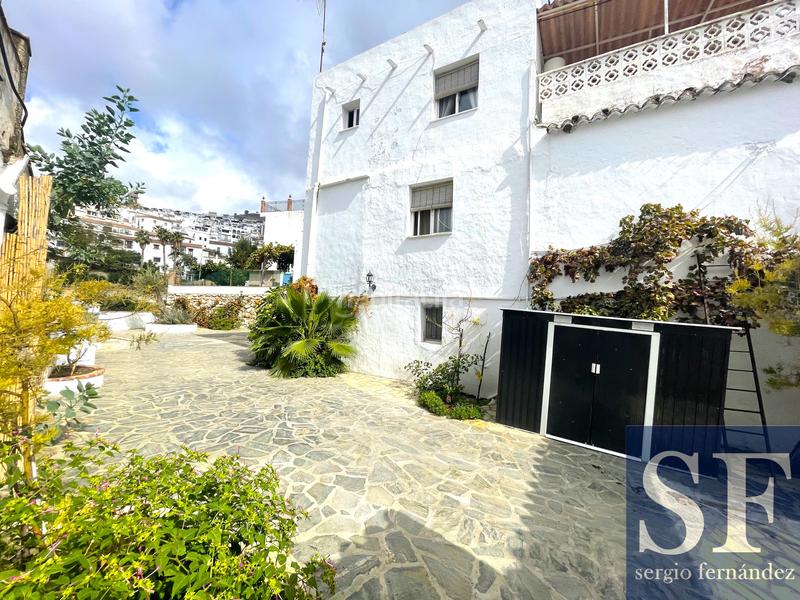 Foto 2b92cdb4-af0c-4891-ac1e-a08d30605c3f. Casa adosada en Cómpeta