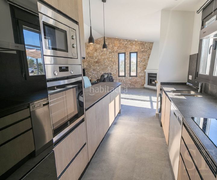 Foto db5e44d7-b542-4327-90c2-2cbc46ad2646. Casa a Camino Algarrobo - Las Arenas Vélez - Málaga