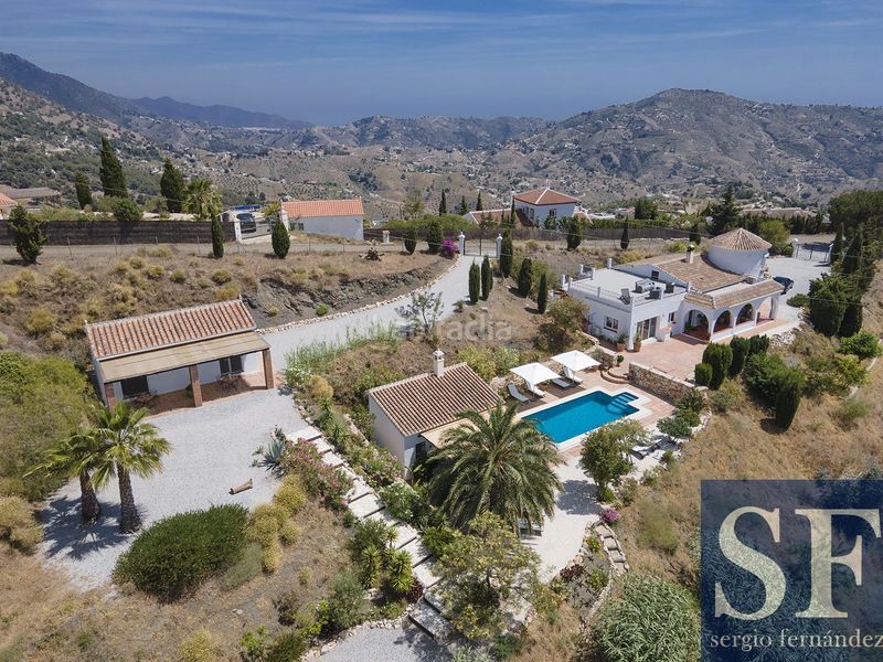 Foto 774c6e75-a975-4b6f-b27a-6c6834183ca4. Casa a Cómpeta