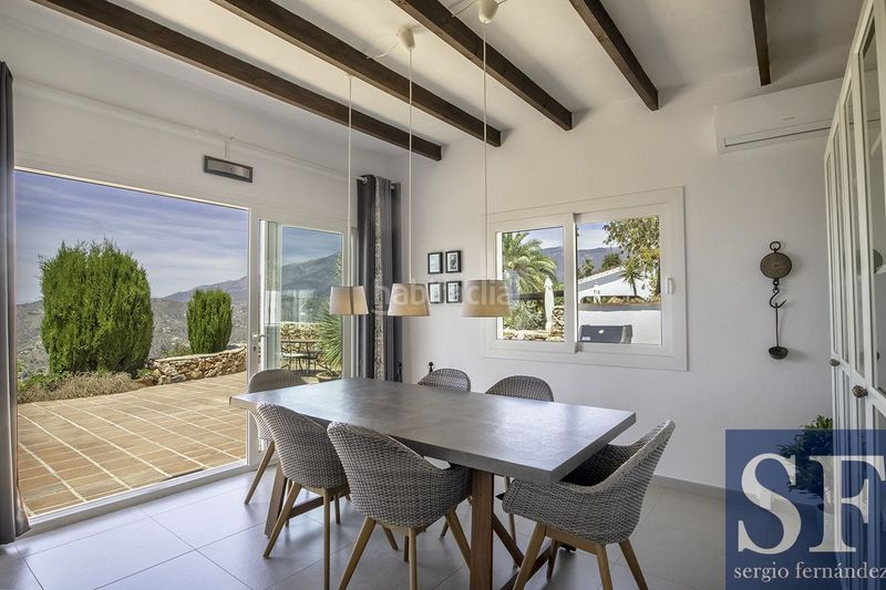 Foto 7e161c23-4695-4854-ac74-82581e777dfa. Casa a Cómpeta