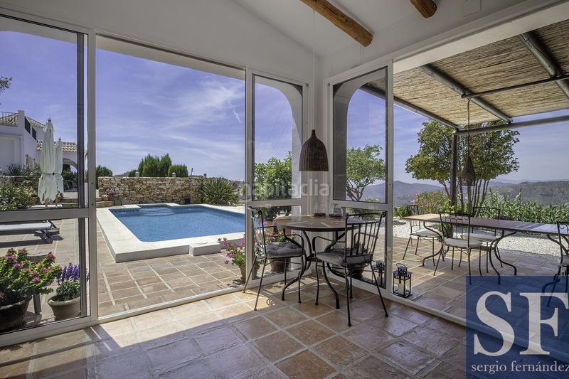 Foto b2cec4ef-8b89-4411-a3a8-529a919d3c3f. Casa a Cómpeta