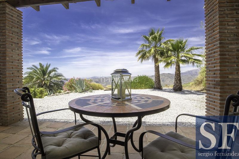 Foto b8d3b3ec-de62-4e46-b198-2fad1e07d012. Casa a Cómpeta