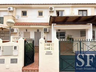 Casa adossada a Chilches