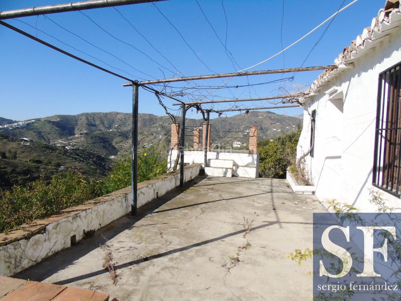 Foto 0d00c3b9-f9c5-403e-a588-13fb00dc6800. Casa a Cómpeta