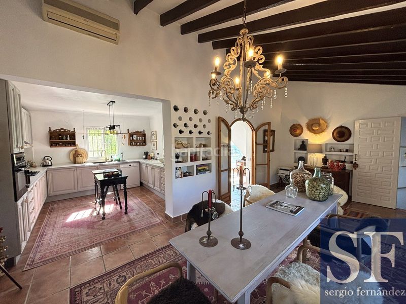 Foto 4a47f3e9-6556-4dd5-b836-41264c7da249. Casa a Cómpeta
