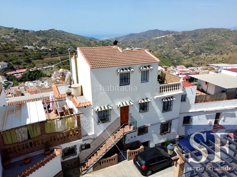 Foto 063057cb-5528-476f-b303-77c561bff04d. Casa adossada a Cómpeta