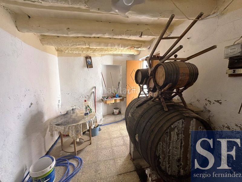 Foto cd43a95a-ac94-4e3f-bc9d-10cb4e3c74d4. Casa adossada a Sedella