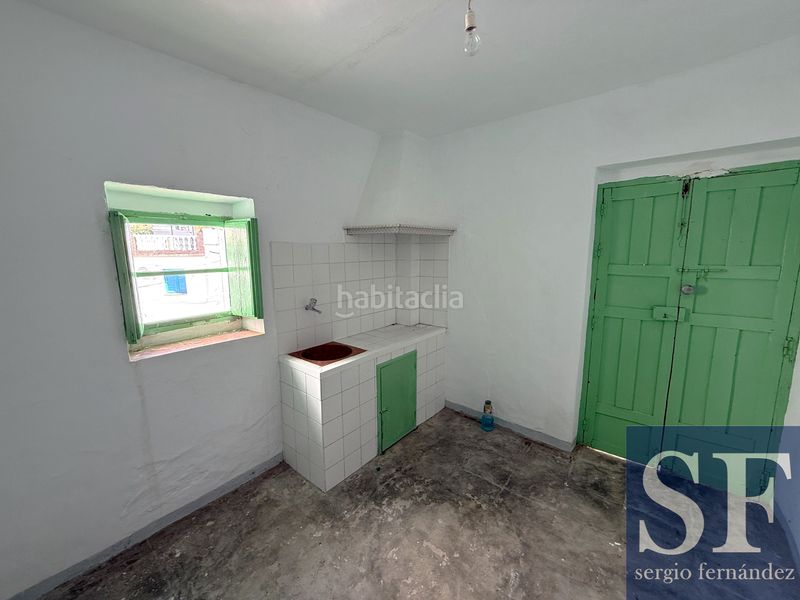 Foto 76c54420-d0ac-4d41-ae55-f5539c08b293. Casa adossada a Cómpeta