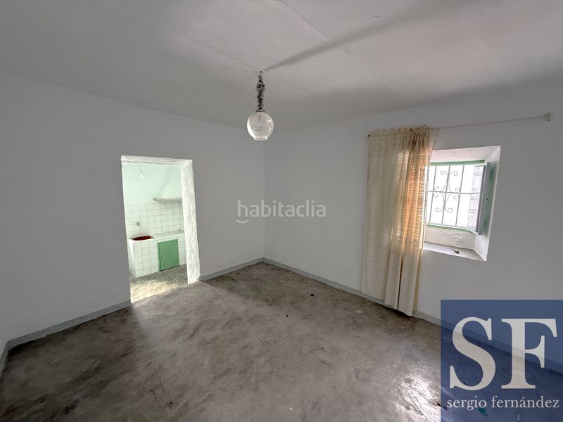 Foto 7a45ff42-bae2-4266-9c8b-fb2704707dc3. Casa adossada a Cómpeta