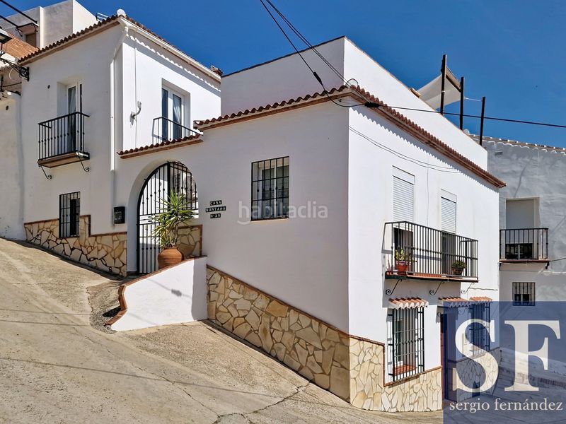 Casa adossada a Sedella