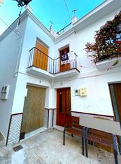 Casa adosada en Sayalonga