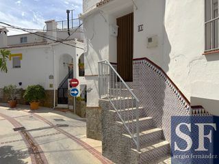 Semi detached house in Canillas de Albaida