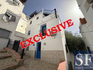Semi detached house in Cómpeta
