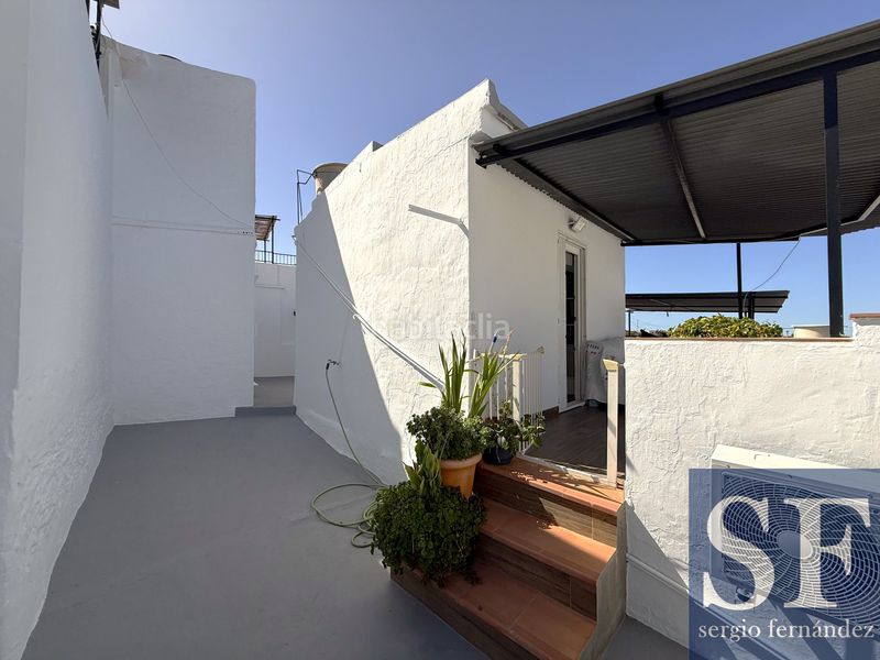 Foto e4d64e24-5739-4317-8292-440750fd61a4. Casa adossada a Cómpeta