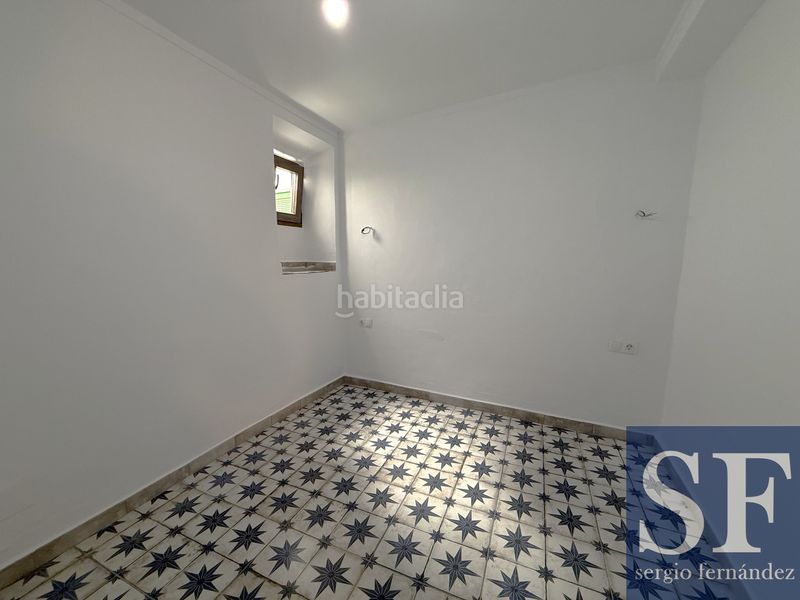 Foto 2a8a4a03-7e03-4b45-bb04-078f454ed94a. Casa adossada a Cómpeta