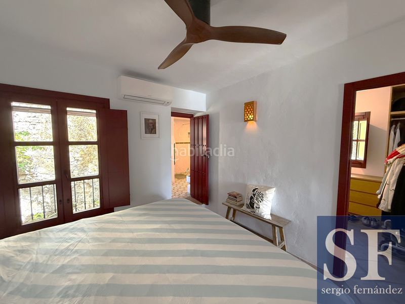 Foto f6e13bc4-d797-46c4-b719-f30efaf17c03. Casa adossada a Cómpeta