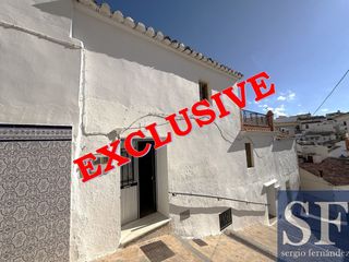 Casa adossada a Sedella