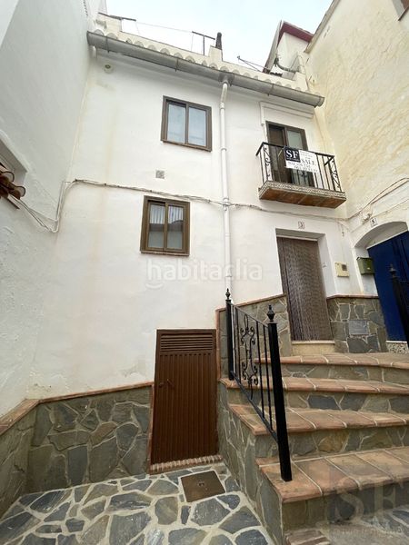 Foto dcfc8e06-e2fa-4a5e-a99c-7e32a9abc14a. Casa adosada en Canillas de Albaida