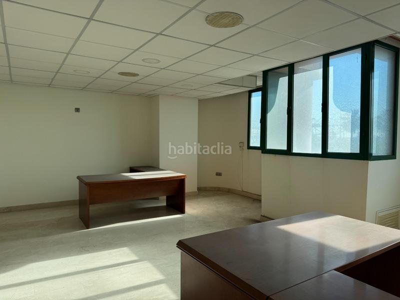 Foto 58158d2e-a6c2-4d5c-9f7e-72383b1ded85. Office space in virgen del carmen 1 in Casco Antiguo Algeciras