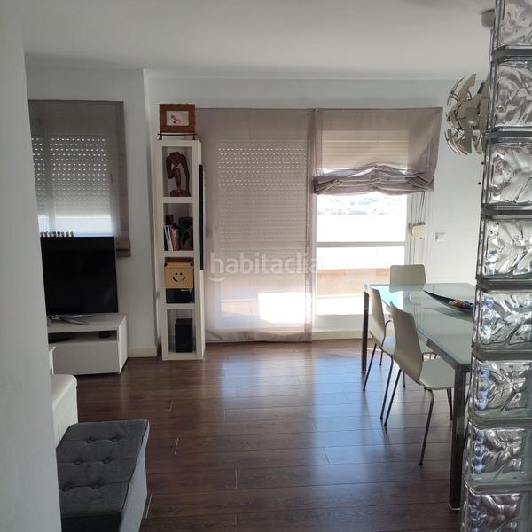 Foto 7c66d32d-b233-4a0a-aa09-df62c4017347. Dachwohnung mit parking pool in San Bernabé Algeciras