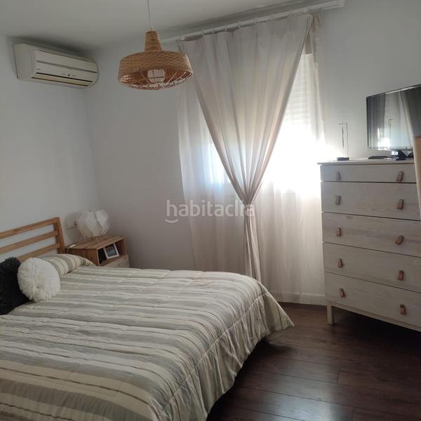 Foto 9ea8b67e-6148-4dd8-b6aa-6d6a1359df41. Dachwohnung mit parking pool in San Bernabé Algeciras