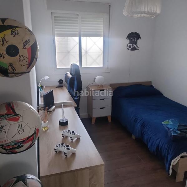 Foto b33cc810-9c4a-4712-9e70-195280423159. Dachwohnung mit parking pool in San Bernabé Algeciras