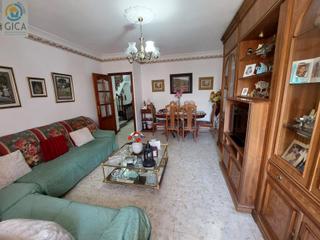 Casa  Calle ruiz tagle. Casa  de tres dormitorios en algeciras  zona centrosan isidro