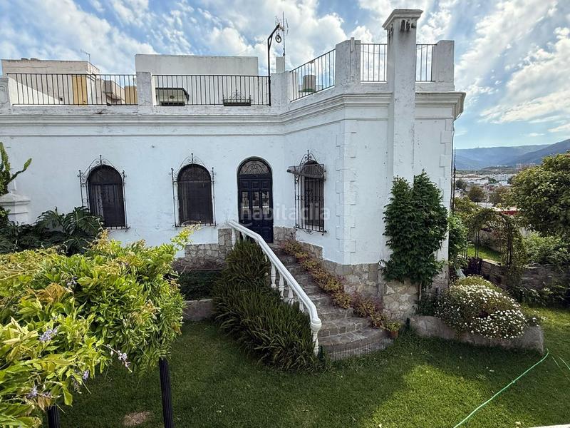 Foto 628dcfaf-f6b1-4e48-ae3a-d3b533075c13. Chalet  independiente de cuatro dormitorios en alexander henderson zona parque de las acacias en Algeciras