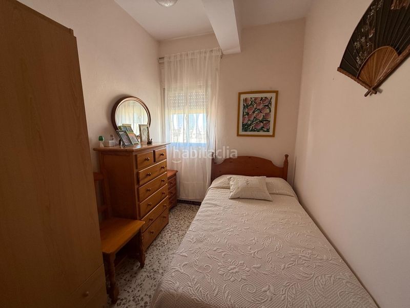 Foto c7c1e859-78c8-4cb3-ab7c-104bef5cfe4b. Casa aparellada amb aparcament a Pescadores - Saladillo Algeciras