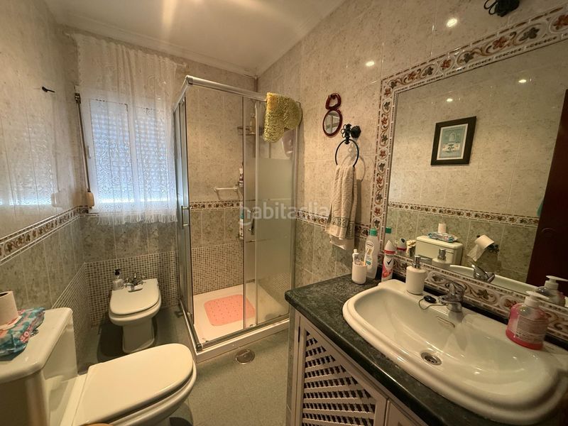 Foto da6258dc-3ec7-4d57-a1d3-af16c8a05233. Casa aparellada amb aparcament a Pescadores - Saladillo Algeciras