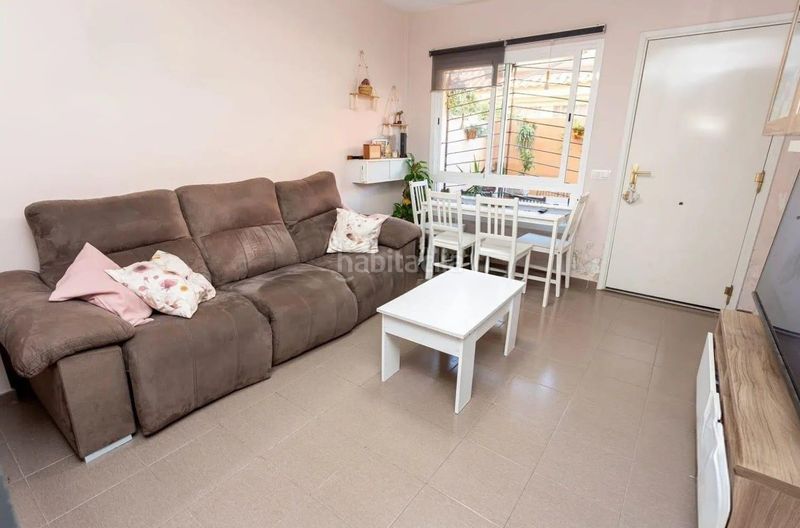 Foto 05239141-05bb-47a5-bf2d-ed2651e0a0e9. Casa adossada amb aparcament a La Granja - La Colina - Los Pastores Algeciras