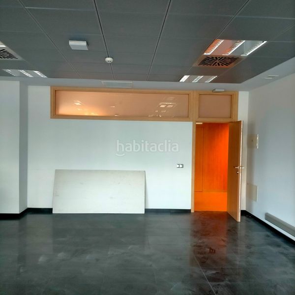 Foto a5458e18-09dc-4654-85e1-a2cd4f41f41a. Local comercial a Barrios (Los)