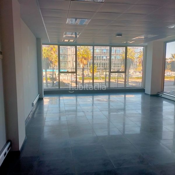 Foto e57c6734-1e0e-4707-b714-e8b49bb9811c. Local comercial a Barrios (Los)