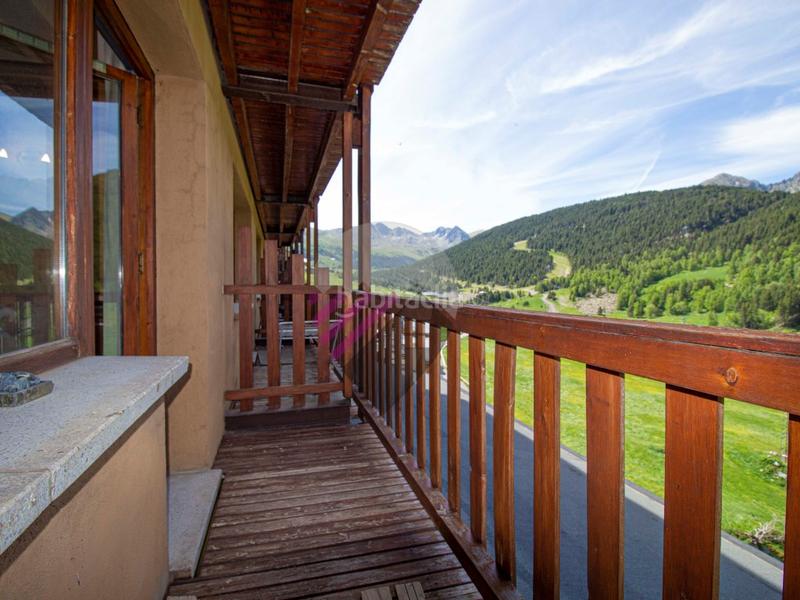 Foto e3a21c5c-440f-4eb3-b570-68333e45344d. Rent studio with parking in Soldeu-Incles Canillo