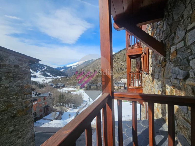Foto 04e787b4-ae88-4852-b2cb-44c05e94b004. Rent flat with parking in Soldeu-Incles Canillo