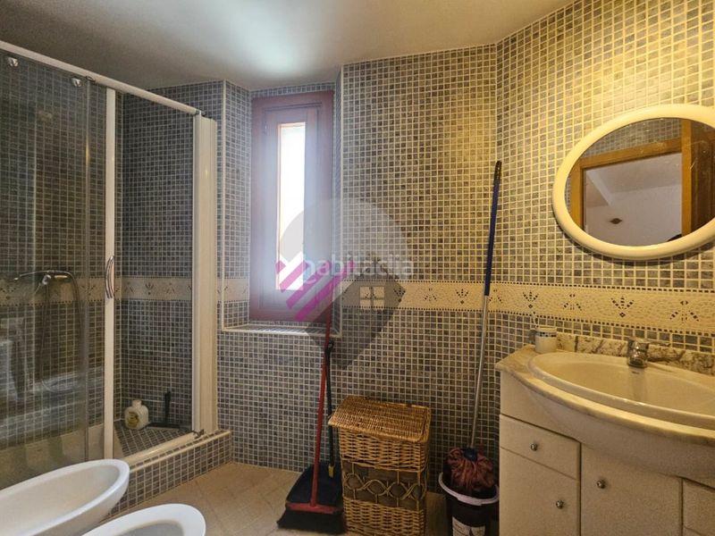 Foto 7164aa24-c9d6-4030-bc30-59a501f2999f. Rent flat with parking in Soldeu-Incles Canillo