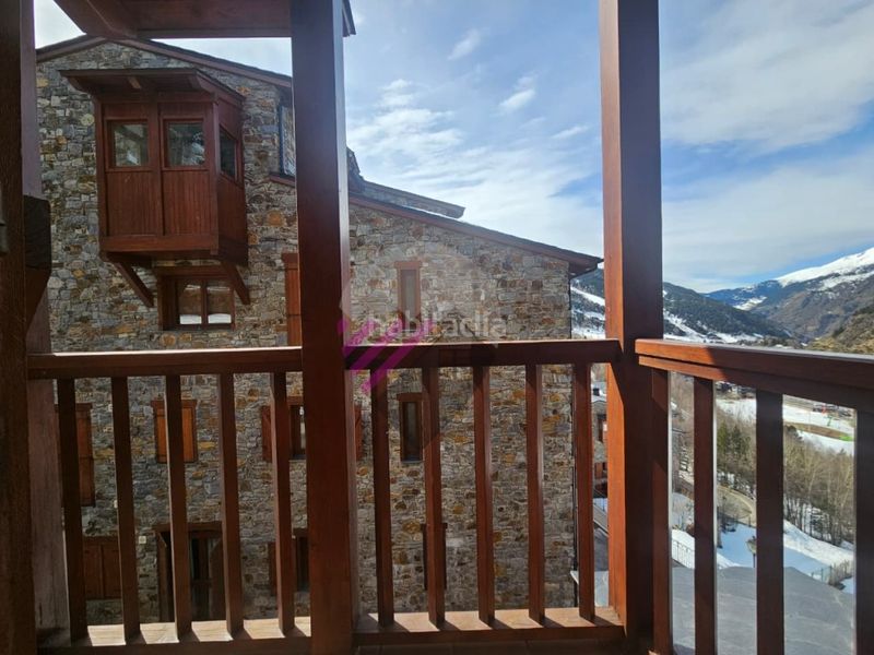 Foto a278190b-8c6c-4cba-a65a-84c87178a1db. Rent flat with parking in Soldeu-Incles Canillo