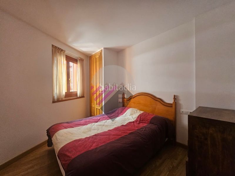 Foto b5ea5ce8-a41e-4ce8-b427-73d1e0894fac. Rent flat with parking in Soldeu-Incles Canillo